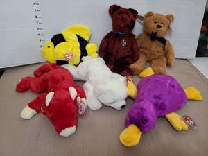 lot 1661 image: Ty Buddies