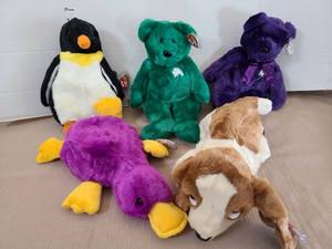 lot 1666 image: Ty Buddies