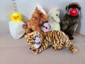 lot 1675 image: Ty Buddies