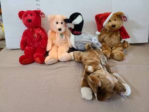 lot 1680 image: Ty Buddies