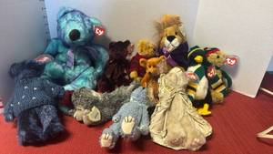 lot 3217 image: Beanie babies
