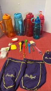 lot 3230 image: Water bottles and more