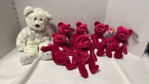 lot 3303 image: Beanie babies