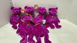 lot 3305 image: Beanie babies