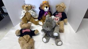 lot 3320 image: TY stuffed animals