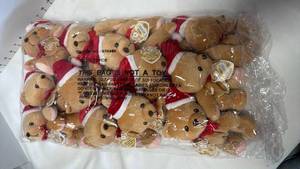 lot 3328 image: Enesco teddies