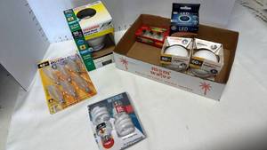 lot 3336 image: Lightbulbs