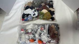 lot 3409 image: Coca Cola beanies