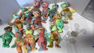 lot 3417 image: TY beanie babies with extra tags