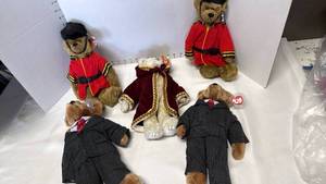 lot 3425 image: TY bears