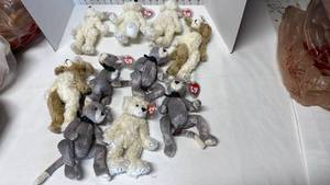 lot 3448 image: Ty Beanie babies
