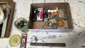 lot 3504 image: Hand tools and hardware