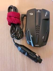 lot 7004 image: Cobra ESD-7570 Radar Detector with Power Cord
