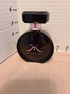 lot 7050 image: Kim Kardashian cologne