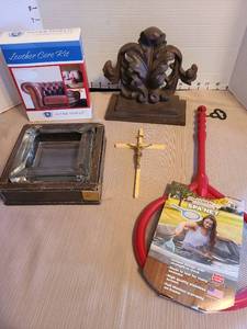 lot 7085 image: Bookend, leather care kit, more.