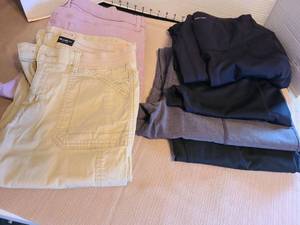 lot 7090 image: Ladies pants, size M