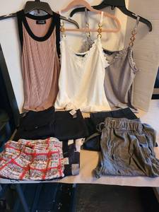 lot 7121 image: Ladies tops, size L, shorts and leggings, size M