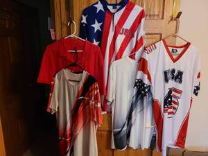 lot 7134 image: Mens shirts, L, XL