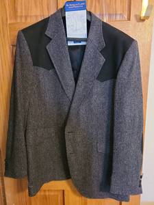 lot 7135 image: Pendleton western style sport coat, 44L