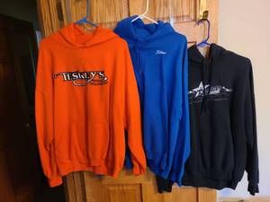 lot 7140 image: Mens hoodies,  XL