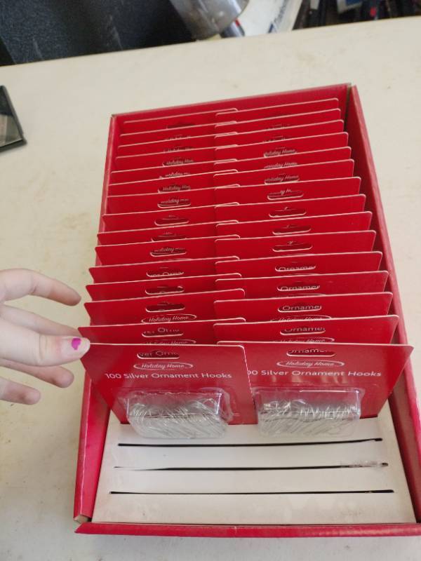 lot 20049 image: Holiday Home 100 Silver Ornament Hooks - 30 Pack