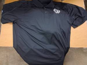 lot 2114 image: Box Of 100 - Kickapoo Lucky Eagle Casino Hotel Shirts Various Sizes