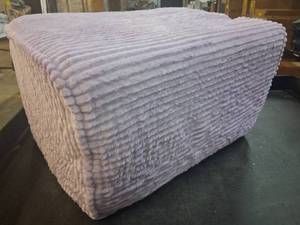 lot 4300 image: 19in x 10in Soft Purple Foot Rest