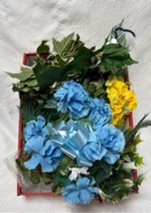 lot 16 image: Mixed Artificial Floral Arrangement and Religious Decor Set