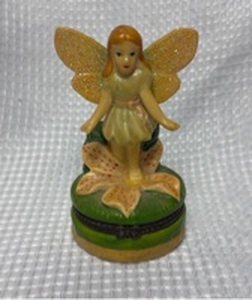 lot 24 image: 3.5 Fairy Trinket Box with Glitter Wings