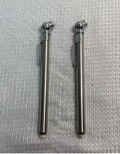 lot 63 image: Pencil-Style Tire Pressure Gauge Set