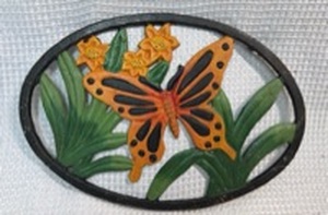 lot 104 image: Cast Iron Monarch Butterfly Garden Decor
