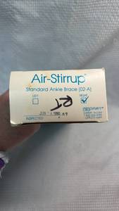 lot 213 image: Aircast Air-Stirrup Standard Ankle Brace 02-A Right