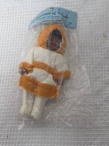 lot 259 image: 1998 Coast Craft Eskimo Doll Souvenir