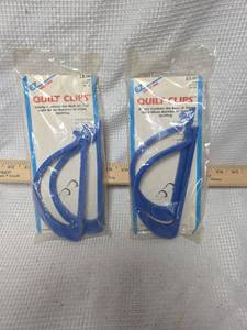 lot 265 image: Blue Quilt Clips for Machine and Hand Quilting