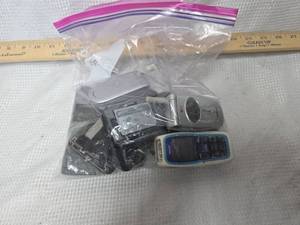 lot 270 image: Lot of old phones