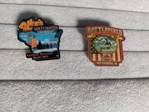 lot 2200 image: Harley-Davidson Dealership Commemorative Pins Set