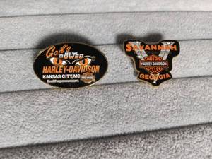 lot 2205 image: Harley-Davidson Dealer Pins - Kansas City and Savannah