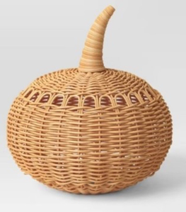 lot 43060 image: Decorative Rattan Pumpkin with Loop Design
