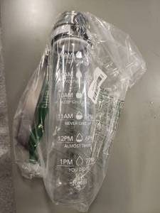 lot 69484 image: Clear Water Bottle 32oz 8am-7pm Water Intake  - Retail $15