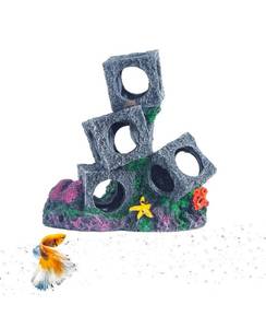lot 69643 image: Aquarium Stone Castle Hideout - Retail $15