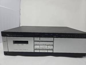 lot 31690 image: Nakamichi LX-3 2 Head Cassette Deck
