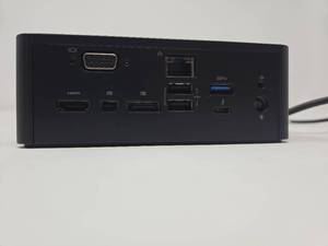 lot 31714 image: Dell USB-C Universal Docking Station