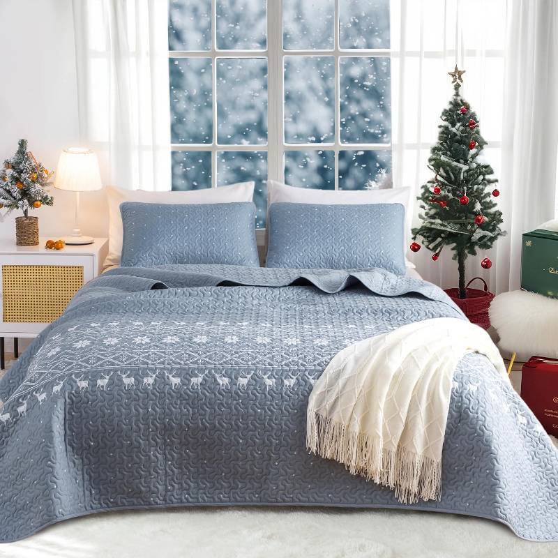 lot 57341 image: HENGWEI Christmas Blue Snowflakes Quilt Set King Size - Lightweight Microfiber Quilts Reversible Bedspreads 3 Pieces,Snowflake White Elk Coverlets Set(Includes 1 Quilt, 2 Pillow Shams)
