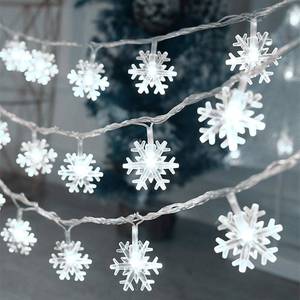 lot 30280 image: Christmas Lights, 20 Ft 40 LED Snowflake String Lights Battery Operated Waterproof Fairy Lights for Bedroom Patio Room Garden Party Home Xmas Decor Indoor Outdoor Christmas Tree Decorations Cool White - Retail $9