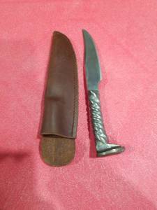 lot 3762 image: Railway spike forged knife by DK Smith