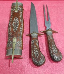 lot 3775 image: Vintage Indian Carving Set - With Wood and Brass Locking Sheath Fork & Knife