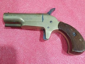 lot 3806 image: A.S.M. Italian .31 Caliber Black Powder Derringer