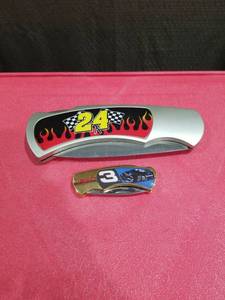 lot 3807 image: NASCAR Racing Folding Pocket Knives - #3 and #24