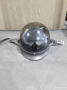 lot 3865 image: DOT RHD 200 Motorcycle Helmet