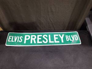lot 3955 image: Elvis Presley Boulevard Street Sign
